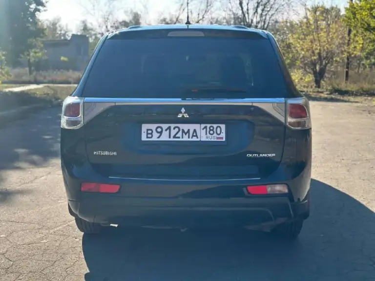 Продам авто mitsubishi outlander
Мотор 2.0
Пробег 173000км
Коробка акпп
Цена: 1.260.000₽
Год выпуска: 2013
Город: донецк
Автомобиль в отличном состояние, полностью обслужен и не требует никаких вложений, японской сборки.
Комплектация: установлен монитор, камера заднего вида, климат контроль
Собственник, оформлена на меня!
По всем вопросам звонить по телефону.
+7 (949) 3471173 - фотография - 8