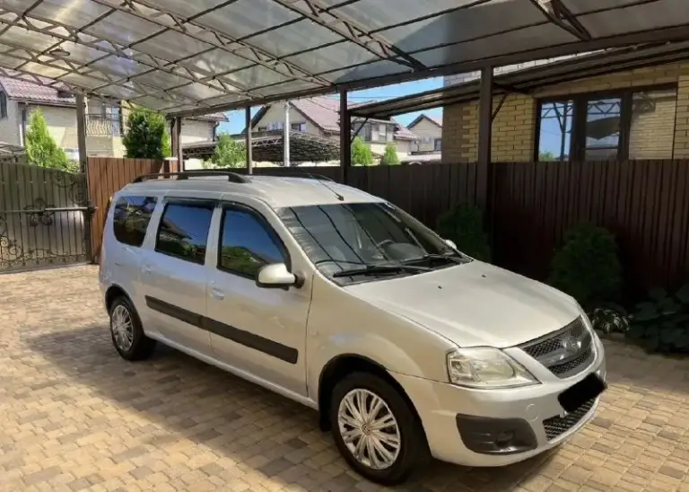 В продаже ваз ларгус, 2014 года, мотор 1.6 к4м ( renault 16 клап. ) коробка renault 5ст. ! 113.000 тыс пробега, зеленейшая автотека, 1 собственник !
Комплектация: 4 подъемника, эл. Зеркала, кондиционер, семь мест, сигнализация с обратной связью, салон чистый ухоженный, без посторонних запахов, лобовое целое без сколов трещин, зимние колеса в комплекте. Цена : 999.000 ₽ торг
Осмотр в луганске
+79591704550
📞 Звоните: +7(959)1704550 - фотография - 2