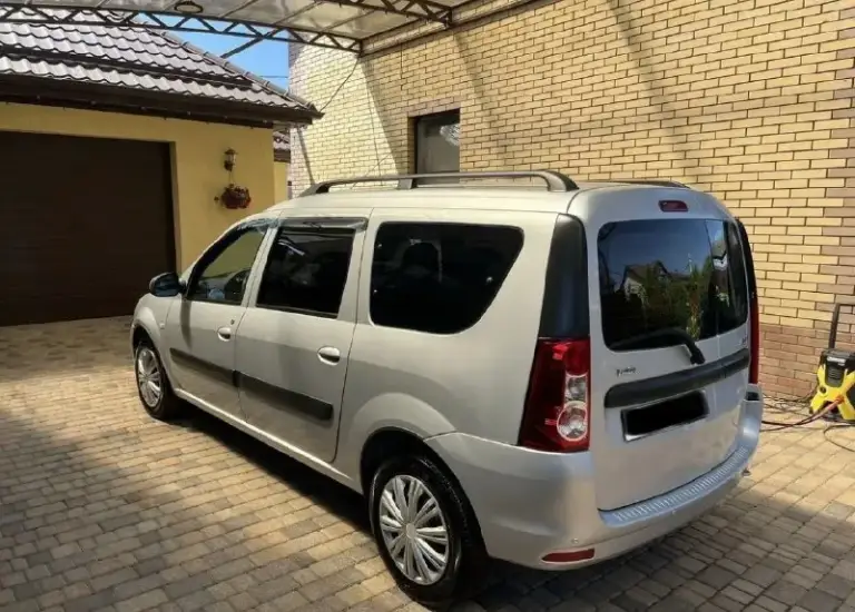 В продаже ваз ларгус, 2014 года, мотор 1.6 к4м ( renault 16 клап. ) коробка renault 5ст. ! 113.000 тыс пробега, зеленейшая автотека, 1 собственник !
Комплектация: 4 подъемника, эл. Зеркала, кондиционер, семь мест, сигнализация с обратной связью, салон чистый ухоженный, без посторонних запахов, лобовое целое без сколов трещин, зимние колеса в комплекте. Цена : 999.000 ₽ торг
Осмотр в луганске
+79591704550
📞 Звоните: +7(959)1704550 - фотография - 4