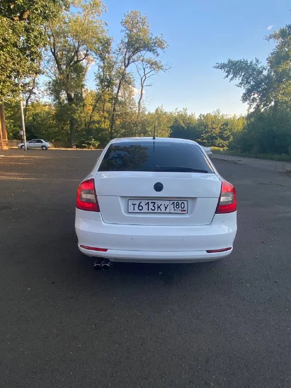 Продаётся skoda octavia a5 fl2 (2011 г. , 1.8 dsg-7) в отличном состоянии!
Машина ухоженная, вложений не требует — сел и поехал.
Комфортный и надежный автомобиль с богатой комплектацией: круиз-контроль, двухзонный климат, датчики света и дождя, подогрев всех сидений, парктроники, заводская мультимедиа с bluetooth и aux.
Стильный внешний вид дополняют 17" оригинальные диски audi.
Все документы в полном порядке.
💰 Цена: 750 000 руб.
📞 +7 949 315-27-97
📲 Tg: @partizan_613
📞 +7(949)3152797
📲 Tg: @partizan_613
📞 Звоните: +7(949)3152797 - фотография - 3