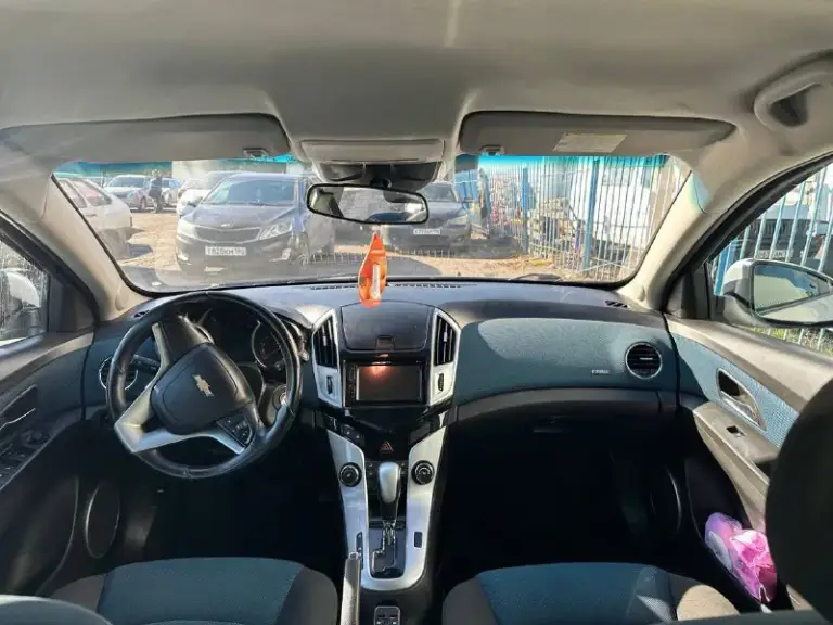 🚗 Продам автомобиль chevrolet cruze

▶️ Год выпуска: 2013
▶️ Объём двигателя: 1.8
▶️ Кпп:автомат
▶️ Комплектация: полная

ℹ️ описание:

✅ Автомобиль в хорошем состоянии.
✅ Родной пробег 207 000
✅ Автомобиль без дтп,
✅ Авто обслужено!
Мотор не дымит, масло не ест, едет очень бодро. Коробка переключается идеально
Машина внешне в отлично состояние, нет вмятин, рыжиков, гнили и т д.
Вин читается.
На любые проверки за ваш счет - готов.
🏛 Юридически автомобиль чист, без штрафов

💰 Цена:770 000 рублей
Торг у капота
🏢 Осмотр: макеевка
☎ Более подробно по номеру телефона: +7 (949) 606-98-71 - фотография - 6