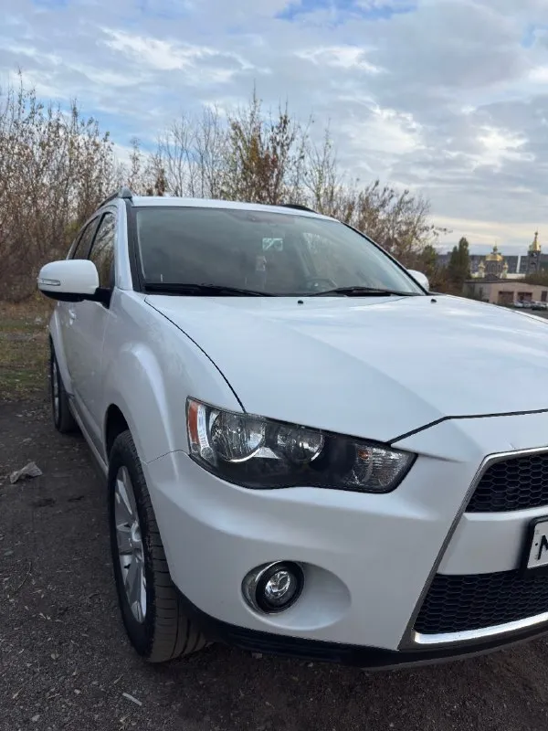 Продам mitsubishi аутлендер 2.3 турбодизель, 177 л. С. , 6- ти ступенчатая механика, 2011 год, полный привод. Пробег 247 тыс. 1 собственник ( с момента пригона 2021 г. ) авто в хорошем техническом и внешнем состоянии, вложений не требует, сел и поехал. По документам юридически чист, без штрафов, запретов и ограничений. Птс оригинал. Была замена цепи грм. Гаражное хранение.
Комплектация: abs, esp, airbag, электростеклоподъёмники, электро зеркала, подогрев зеркал, подогрев заднего стекла, климат контроль ( работает исправно), круиз контроль, датчик дождя, камера заднего вида, 2 ключа.
Цена 1 480 000 руб. За более подробной информацией обращайтесь по телефону
+7959 1945886, Торг при осмотре, автомобиль находится в г. Алчевск.
📞 Звоните: +7(959)1945886 - фотография - 3
