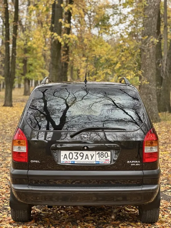 Продам opel zafira 🔥
Год выпуска:2001🔥
Пробег, км:300.000 🔥
Модификация:2.0 tdi mt 🔥
Тип двигателя:дизель🔥
Коробка передач :механика 🔥
Привод:передний🔥
Тип кузова : минивэн🔥
Koмплeктaция: edition 2000🔥
Цвет: черный 🔥
По факту 1 хозяин.
Автомобиль был пригнан и с этого момента в одних руках, ездил дедушка. Продажа от собственника. Авто только выехала с полировки полного кузова.
В продаже opel zafira в идеальном техническом и внешнем состоянием. Автомобиль полностью в заводском окрасе. По машине много всего было сделано для себя, не для продажи. Таких машин очень мало, вам нужно приехать и увидеть в живую. Первый кто приедет сразу заберет её, уверяю вас. Машина горит на глазах.
Двигатель -в идеальном состоянии, заводится с пол оборота, работает тихо, без каких-либо шумов.
Так же имеется видео, по просьбе отправлю для более лучшего осмотра авто.
Полное оформление авто, готовый пакет документов для постановки на учет.
Цена:499.999 тысяч
Возможен пригон по договоренности.
Возможен обмен.
Номер для связи:+79495752024 - фотография - 1