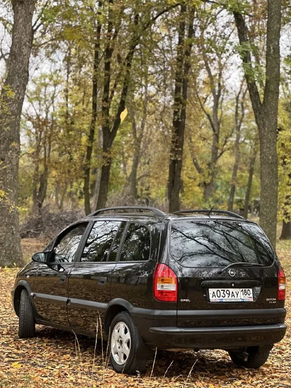 Продам opel zafira 🔥
Год выпуска:2001🔥
Пробег, км:300.000 🔥
Модификация:2.0 tdi mt 🔥
Тип двигателя:дизель🔥
Коробка передач :механика 🔥
Привод:передний🔥
Тип кузова : минивэн🔥
Koмплeктaция: edition 2000🔥
Цвет: черный 🔥
По факту 1 хозяин.
Автомобиль был пригнан и с этого момента в одних руках, ездил дедушка. Продажа от собственника. Авто только выехала с полировки полного кузова.
В продаже opel zafira в идеальном техническом и внешнем состоянием. Автомобиль полностью в заводском окрасе. По машине много всего было сделано для себя, не для продажи. Таких машин очень мало, вам нужно приехать и увидеть в живую. Первый кто приедет сразу заберет её, уверяю вас. Машина горит на глазах.
Двигатель -в идеальном состоянии, заводится с пол оборота, работает тихо, без каких-либо шумов.
Так же имеется видео, по просьбе отправлю для более лучшего осмотра авто.
Полное оформление авто, готовый пакет документов для постановки на учет.
Цена:499.999 тысяч
Возможен пригон по договоренности.
Возможен обмен.
Номер для связи:+79495752024 - фотография - 3