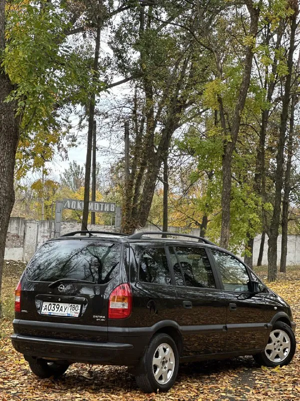 Продам opel zafira 🔥
Год выпуска:2001🔥
Пробег, км:300.000 🔥
Модификация:2.0 tdi mt 🔥
Тип двигателя:дизель🔥
Коробка передач :механика 🔥
Привод:передний🔥
Тип кузова : минивэн🔥
Koмплeктaция: edition 2000🔥
Цвет: черный 🔥
По факту 1 хозяин.
Автомобиль был пригнан и с этого момента в одних руках, ездил дедушка. Продажа от собственника. Авто только выехала с полировки полного кузова.
В продаже opel zafira в идеальном техническом и внешнем состоянием. Автомобиль полностью в заводском окрасе. По машине много всего было сделано для себя, не для продажи. Таких машин очень мало, вам нужно приехать и увидеть в живую. Первый кто приедет сразу заберет её, уверяю вас. Машина горит на глазах.
Двигатель -в идеальном состоянии, заводится с пол оборота, работает тихо, без каких-либо шумов.
Так же имеется видео, по просьбе отправлю для более лучшего осмотра авто.
Полное оформление авто, готовый пакет документов для постановки на учет.
Цена:499.999 тысяч
Возможен пригон по договоренности.
Возможен обмен.
Номер для связи:+79495752024 - фотография - 4