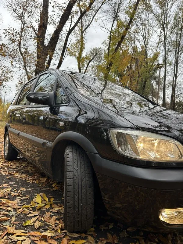 Продам opel zafira 🔥
Год выпуска:2001🔥
Пробег, км:300.000 🔥
Модификация:2.0 tdi mt 🔥
Тип двигателя:дизель🔥
Коробка передач :механика 🔥
Привод:передний🔥
Тип кузова : минивэн🔥
Koмплeктaция: edition 2000🔥
Цвет: черный 🔥
По факту 1 хозяин.
Автомобиль был пригнан и с этого момента в одних руках, ездил дедушка. Продажа от собственника. Авто только выехала с полировки полного кузова.
В продаже opel zafira в идеальном техническом и внешнем состоянием. Автомобиль полностью в заводском окрасе. По машине много всего было сделано для себя, не для продажи. Таких машин очень мало, вам нужно приехать и увидеть в живую. Первый кто приедет сразу заберет её, уверяю вас. Машина горит на глазах.
Двигатель -в идеальном состоянии, заводится с пол оборота, работает тихо, без каких-либо шумов.
Так же имеется видео, по просьбе отправлю для более лучшего осмотра авто.
Полное оформление авто, готовый пакет документов для постановки на учет.
Цена:499.999 тысяч
Возможен пригон по договоренности.
Возможен обмен.
Номер для связи:+79495752024 - фотография - 8