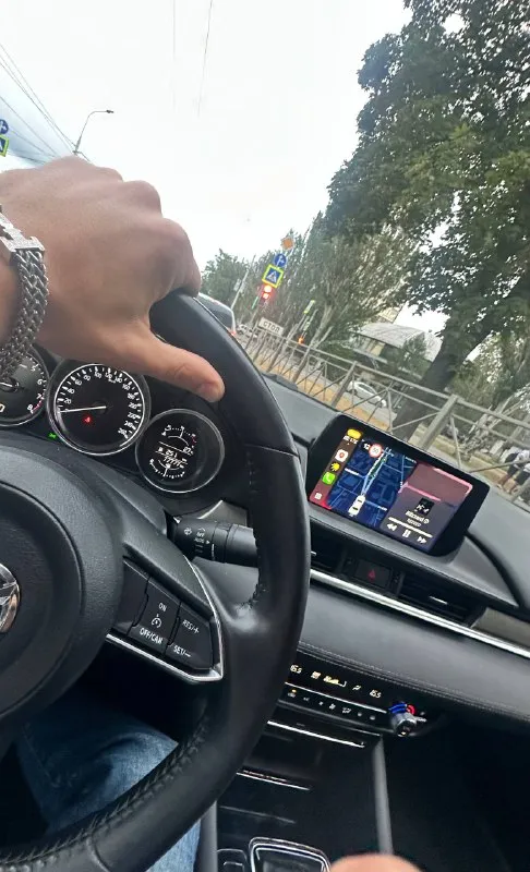 Продам личное авто mazda 6, at, 2.0, 78000 км пробега, в отличном состоянии и с гаражным хранением, двойные стекла, 2-х зонный климат-контроль, подогревы сидений, руля, зеркал, датчики дождя и света, круговые парктроники, камера заднего вида, зеркало с авто затемнением, carplay и android auto, второй комплект резины на дисках в подарок!
Цена: 3.000.000₽
+79494761470 - фотография - 7