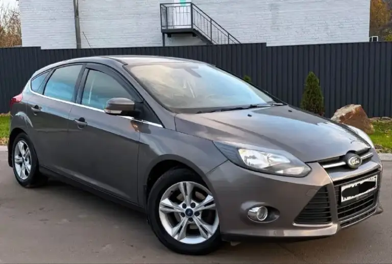Продам ford focus 3,
Года выпуска 2014
Объём двигателя 1.6 125 л. С,
Коробка автомат,
Родной пробег 195.000км,
Авто без дтп, в родном окрасе,
Автотека✅
Цена 800.000р

Комплектация:
Климат контроль, круиз контроль, складывание зеркал, мультируль, 4-эл стеклоподъёмника, подогрев передних сидений, электро привод зеркал, обогрев зеркал, датчик света и дождя, бортовой компьютер, линзованая оптика, противотуманные фары, обогрев лобового, обогрев заднего стекла, мультимедиа парктроники, и много прочего для комфортного вождения,

Автомобиль всегда обслуживался по регламенту, технический без вложений!
Кузов без нюансов от слова совсем!

Цена 800.000

Номер телефона
+7(949)564-47-36
+79496209974
Г. Донецк - фотография - 1
