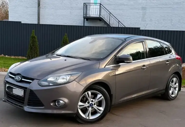 Продам ford focus 3,
Года выпуска 2014
Объём двигателя 1.6 125 л. С,
Коробка автомат,
Родной пробег 195.000км,
Авто без дтп, в родном окрасе,
Автотека✅
Цена 800.000р

Комплектация:
Климат контроль, круиз контроль, складывание зеркал, мультируль, 4-эл стеклоподъёмника, подогрев передних сидений, электро привод зеркал, обогрев зеркал, датчик света и дождя, бортовой компьютер, линзованая оптика, противотуманные фары, обогрев лобового, обогрев заднего стекла, мультимедиа парктроники, и много прочего для комфортного вождения,

Автомобиль всегда обслуживался по регламенту, технический без вложений!
Кузов без нюансов от слова совсем!

Цена 800.000

Номер телефона
+7(949)564-47-36
+79496209974
Г. Донецк - фотография - 2