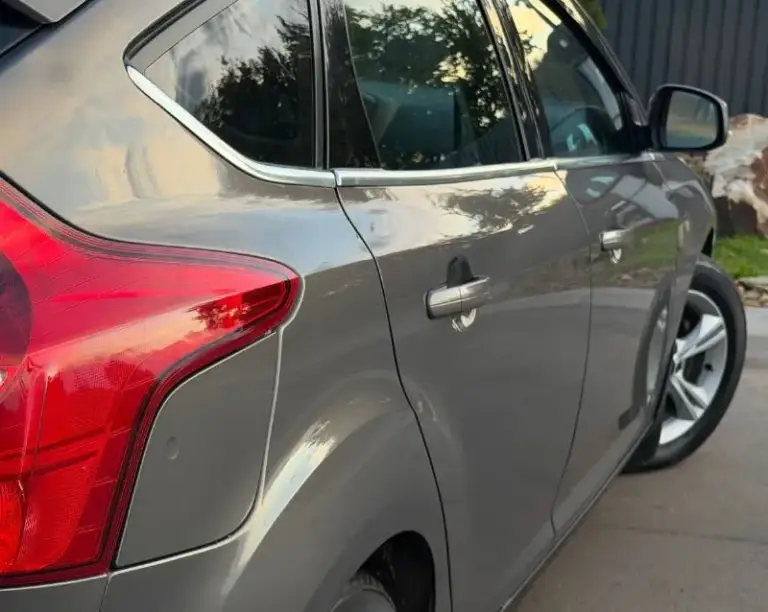 Продам ford focus 3,
Года выпуска 2014
Объём двигателя 1.6 125 л. С,
Коробка автомат,
Родной пробег 195.000км,
Авто без дтп, в родном окрасе,
Автотека✅
Цена 800.000р

Комплектация:
Климат контроль, круиз контроль, складывание зеркал, мультируль, 4-эл стеклоподъёмника, подогрев передних сидений, электро привод зеркал, обогрев зеркал, датчик света и дождя, бортовой компьютер, линзованая оптика, противотуманные фары, обогрев лобового, обогрев заднего стекла, мультимедиа парктроники, и много прочего для комфортного вождения,

Автомобиль всегда обслуживался по регламенту, технический без вложений!
Кузов без нюансов от слова совсем!

Цена 800.000

Номер телефона
+7(949)564-47-36
+79496209974
Г. Донецк - фотография - 5