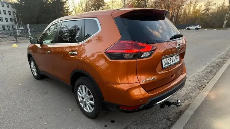 Nissan x-trail в актуальном рестайлинговом исполнения. Это не просто автомобиль, а надежный партнер для города и путешествий, оснащенный по максимуму.
Электропривод багажника
Система бесключевого доступа
Осмотр: г. Луганск
Техническая информация:
* Год выпуска: 2019 (рестайлинг)
* Пробег: 94 000 км ( преимущественно по трассе)
* Двигатель: 2.0 л (бензин)
* Коробка передач: вариатор x-tronic (cvt)
* Привод: передний
* Владельцев по птс: 4
* Состояние: идеальное, без вложений для нового владельца
1 980,000Р. 9591618010
📞 Звоните: +7(959)1618010 - фотография - 8
