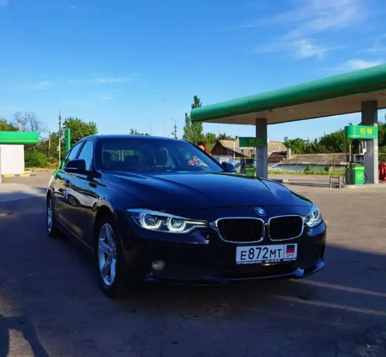 Bmw 320i f30 2.0 мотор, 2015 год, пробег 195 тыс км.
Двухзонный климат, кожа, камера, парктроники, электрорегулировка и память сидений, мультируль, люк.
Автомобиль обслужен, вложений не требует.
2 Комплекта резины.
Цена 1750000 р
Все вопросы по телефону
+7 949 308-46-24
📲 Tg: @nicklev22
📞 Звоните: +7(949)3084624 - фотография - 2