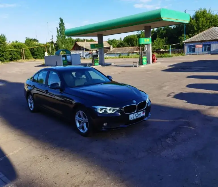 Bmw 320i f30 2.0 мотор, 2015 год, пробег 195 тыс км.
Двухзонный климат, кожа, камера, парктроники, электрорегулировка и память сидений, мультируль, люк.
Автомобиль обслужен, вложений не требует.
2 Комплекта резины.
Цена 1750000 р
Все вопросы по телефону
+7 949 308-46-24
📲 Tg: @nicklev22
📞 Звоните: +7(949)3084624 - фотография - 3