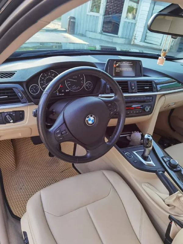 Bmw 320i f30 2.0 мотор, 2015 год, пробег 195 тыс км.
Двухзонный климат, кожа, камера, парктроники, электрорегулировка и память сидений, мультируль, люк.
Автомобиль обслужен, вложений не требует.
2 Комплекта резины.
Цена 1750000 р
Все вопросы по телефону
+7 949 308-46-24
📲 Tg: @nicklev22
📞 Звоните: +7(949)3084624 - фотография - 5