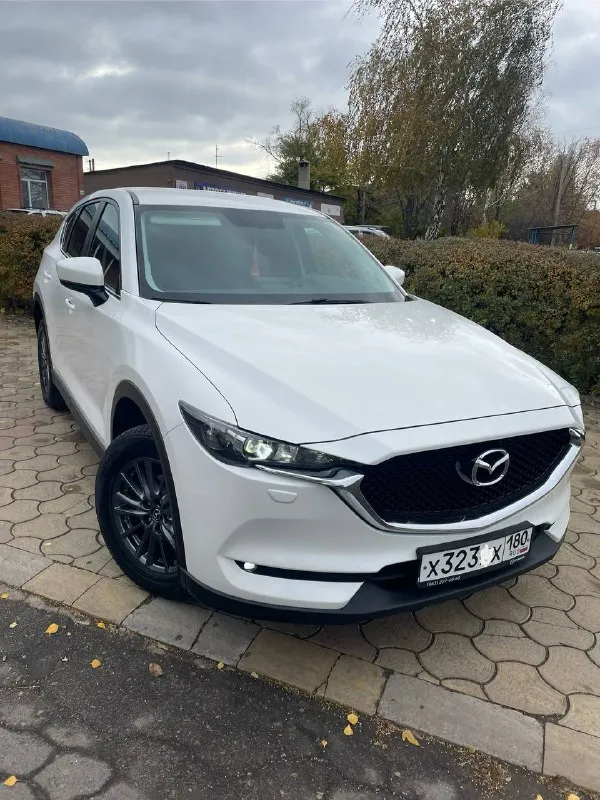 Mazda cx-5 2020 год выпуска, пробег 93 тысячи машина объем двигателя 2 л официальная, покупалась в офф дилере, не пригнанная, европа сборка, полная комплектация, состояние отличное, вложений никаких не требует, без единого подкраса 100 процентов, два комплекта резины зима лето для более подробной информации звонить по номеру - +79495180296 - цена 2🍋450 или обмен

📞 +7(949)5180296 - фотография - 2