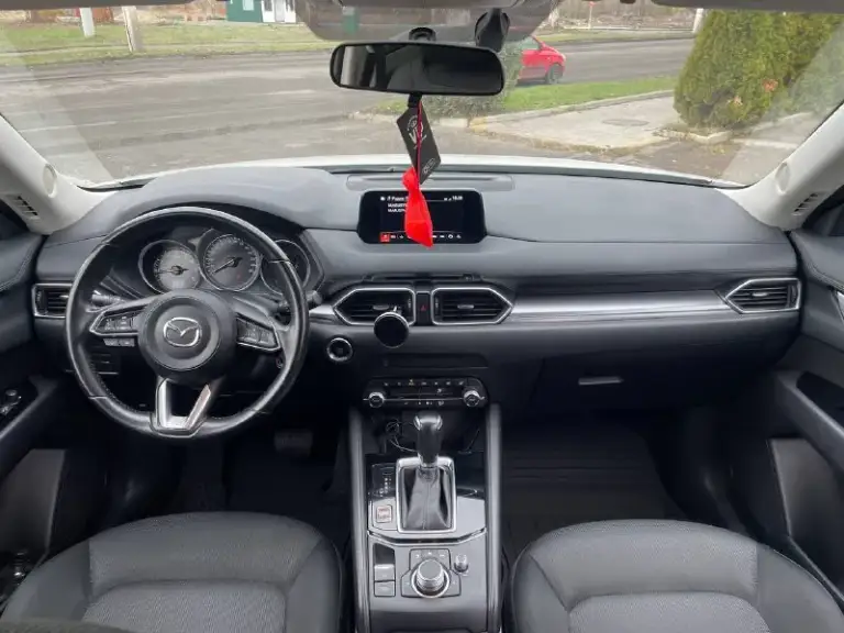 Mazda cx-5 2020 год выпуска, пробег 93 тысячи машина объем двигателя 2 л официальная, покупалась в офф дилере, не пригнанная, европа сборка, полная комплектация, состояние отличное, вложений никаких не требует, без единого подкраса 100 процентов, два комплекта резины зима лето для более подробной информации звонить по номеру - +79495180296 - цена 2🍋450 или обмен

📞 +7(949)5180296 - фотография - 6