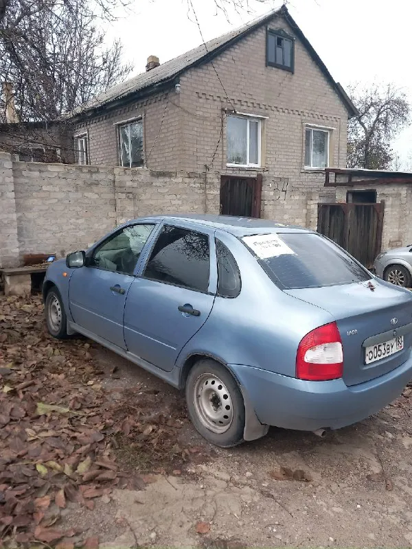 Продам ваз калина седан 2007 года, 1.6,8 кл. Центральный замок, стекло подъёмники. Машина целая, пороги, днища. По кузову есть нюансы, ну сколы. По электричества все работают. По ходовой части все нормально не гремит и не стучит. Зимняя резина в подарок. Пробег 161090 км. Цена 300000 руб. Торг у капота. +79493747845
📞 Звоните: +7(949)3747845 - фотография - 2