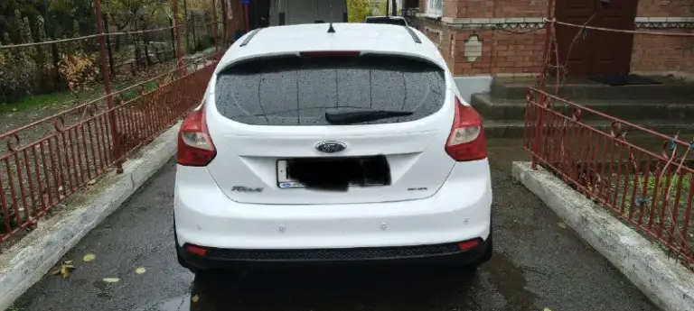 Продается ford фокус. 2014 год. Двигатель 1.6, кпп механика. Пробег 105000 км,   максимальная комплектация.   Кузов в отличном состоянии, без ржавчины и рыжиков. Торг с покупателем после осмотра. Цена 980000. +79490844585
📞 Звоните: +7(949)0844585 - фотография - 2