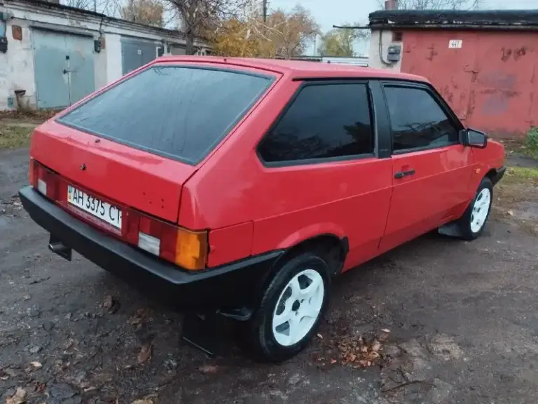 Ваз 2108
Двигатель 1.3
Кпп 5 ступка
Кузов как на фото, дно отличное
Торпедо от 2115
Литые диски р14
Музыка есть
Находятся в мариуполе
Цена 170 тысяч рублей
+79497260544
📲 Tg: олег
📞 Звоните: +7(949)7260544 - фотография - 3