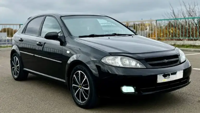 Chevrolet lacceti 2008 эксплуатации, выпус 2007 28 декабря! 1.6 бензин механика, автомобиль в отличном состоянии без вложений! Без рыжиков без гнили пороги дно в отличном состоянии! Салон чист ухоженный! Без дтп! Крашено 2 элемента вторичный окрас косметика! Два комплекта ключей два комплекта резины зима лета! Авто сел и поехал масложора нету! Птс оригинальный! Юридически кристально зеленая чистая! Осмотр город донецк! Срочно все вопросы по телефону звонить в любое время! Цена 520 тыс руб! +7949-401-03-58
📞 Звоните: +7(949)4010358 - фотография - 3