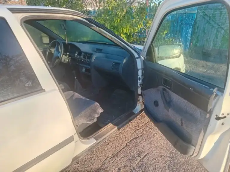 Ford орион 1,8 дизель, 1991 г.
На ходу, есть мелкие недочёты. Документы в порядке.
Цена 150 т. Р. Находится в мангушском районе. Все вопросы по телефону +79490683719
📲 Tg: карина
📞 Звоните: +7(949)0683719 - фотография - 7