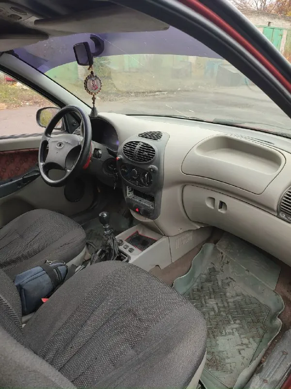 В продаже! Ваз kalina 2008 года выпуска, в достойном состоянии, сварки покраски не требует, двигатель 1.6 8 v. Не дымит не троит литает хорошо 👍 коробка не выбивает не хрустит включается мягко, подвеска на твёрдую 4, документы в порядке любой вид оформления, электрика полностью исправна, авто 🚘 каждый день на ходу для тех кто ищет машину для личного пользования это подходящий вариант, есть всё для комфортной езды, электро усилитель руля, абс, обогрев зеркал и стёкл, 2 электро стеклоподъёмника, подогрев сидений, установлены титановые диски на 14r, резина с перейди зимка с зади всесезонка, простенькая музыка, место осмотра г. Макеевка, цена 💸 195 т. Р+ торг, звонить по 📱+79494401837.
📞 Звоните: +7(949)4401837 - фотография - 8