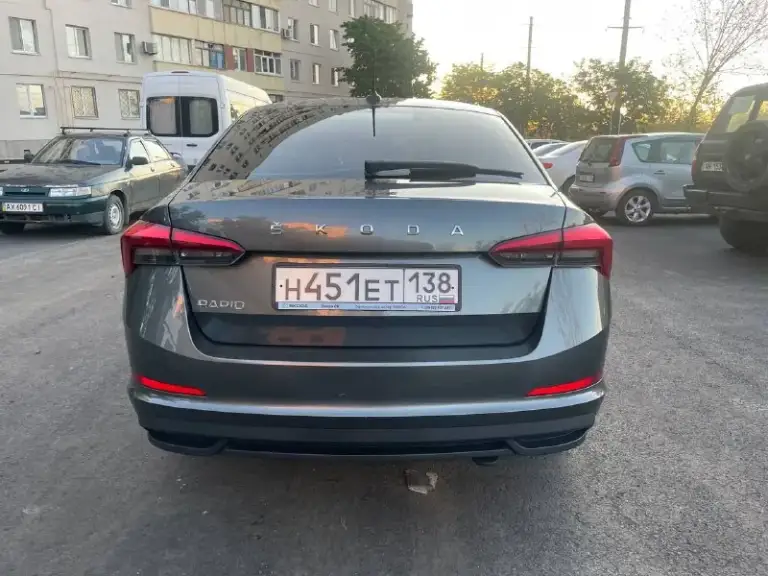 Продам skoda rapid 1.6 механика 2021г.   23 000 пробег с салона в одних руках сервисная книжка со всеми то! Все обслужено вложений не требует.   Круиз контроль, датчик дождя, мультимедиа car play. В машине все есть для ежедневной комфортной эксплуатации. Цена 1 450 000
Тел. +7949 716 88 75
📲 Tg: александр владимирович
📞 Звоните: +7(949)7168875 - фотография - 4