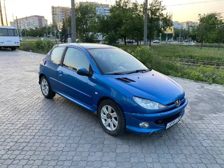 Г. Мариуполь.
🚘 - Peugeot 206 (хэтчбек).
📅 - 2007 Год.
📈 - Пробег - 268 тыс. /км.
⚙ ️- Коробка передач - автоматическая.
🛢 ️- Объем двигателя - 1,4 л.
📝 - Полностью рабочее состояние, произведен капитальный ремонт двигателя, замена ходовой части, коробка не пинатется.
🔹- Эл. Стеклоподъёмники, подогрев заднего стекла, климат, сигнализация.
💵 - Цена - 350 тыс. Руб.
📞 - Тел. +79495617362 звонки, телеграмм
📲 Tg: @toma_281
📞 Звоните: +7(949)5617362 - фотография - 2