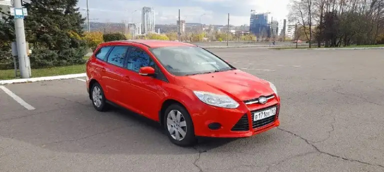 Продам ford focus 3, 2014г. В. , родной пробег 215т. Км. , двигатель 1.6.

Техническая часть автомобиля и кузов на отлично. Двигатель работает ровно, не тарахтит. Коробка без нареканий.
Просторный салон-трансформер. Задние сиденья складываются в ровный пол.

Стёкла все родные.

Комплектация: кондиционер, эл. Зеркала с подогревом, подогрев сидений, лобовое с подогревом, усилитель руля, передние эл. Стеклоподъемники, abs, помощь на подъёме и т. Д. Все системы автомобиля работают исправно, никаких нареканий нет.

По документам без всяких запретов и ограничений. Ежедневно за рулем.

Цена - 740000р. Торг возле автомобиля. Обмен не интересует.

Г. Донецк
+79494849002 - фотография - 2