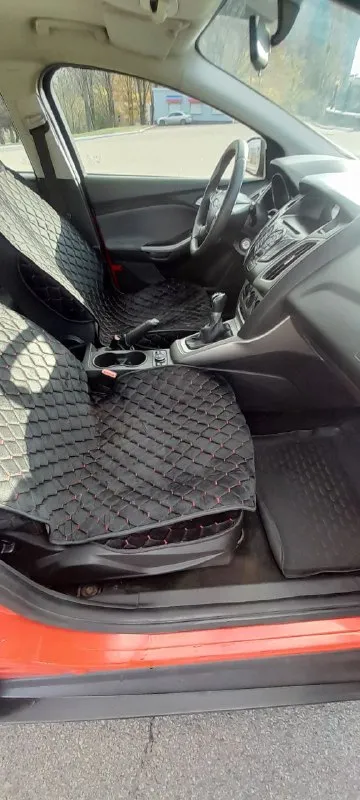 Продам ford focus 3, 2014г. В. , родной пробег 215т. Км. , двигатель 1.6.

Техническая часть автомобиля и кузов на отлично. Двигатель работает ровно, не тарахтит. Коробка без нареканий.
Просторный салон-трансформер. Задние сиденья складываются в ровный пол.

Стёкла все родные.

Комплектация: кондиционер, эл. Зеркала с подогревом, подогрев сидений, лобовое с подогревом, усилитель руля, передние эл. Стеклоподъемники, abs, помощь на подъёме и т. Д. Все системы автомобиля работают исправно, никаких нареканий нет.

По документам без всяких запретов и ограничений. Ежедневно за рулем.

Цена - 740000р. Торг возле автомобиля. Обмен не интересует.

Г. Донецк
+79494849002 - фотография - 6