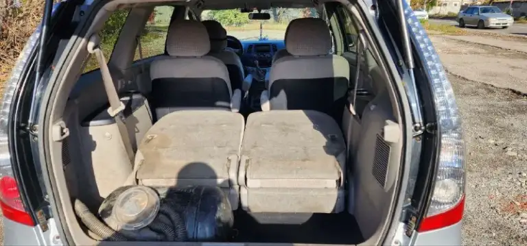 В продаже свое семейное авто, mitsubishi grandis
2004 Год, коробка механика, двигатель 2,4
Пол года назад поставили коробку контрактную, автомобиль едет резво и без всяких проблем, не когда не подводил, заводиться отлично, масло двигатель не кушает от замены до замены, есть косяки по кузову, ну как бы машина и не новая
Стоит газ пропан, не вписан так как машина ещё на днр номерах, но спокойно впишиться при поставки на наш регион, вы будете первым владельцем в стс птс
Много чего меняно в последнее время, все подробно расскажу и покажу при осмотре или по телефону, звоните, пишите
Цену вижу 700 000,первая цена в днр, торг минимальный
+79496232249 Феникс
Донецк - фотография - 10