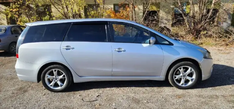 В продаже свое семейное авто, mitsubishi grandis
2004 Год, коробка механика, двигатель 2,4
Пол года назад поставили коробку контрактную, автомобиль едет резво и без всяких проблем, не когда не подводил, заводиться отлично, масло двигатель не кушает от замены до замены, есть косяки по кузову, ну как бы машина и не новая
Стоит газ пропан, не вписан так как машина ещё на днр номерах, но спокойно впишиться при поставки на наш регион, вы будете первым владельцем в стс птс
Много чего меняно в последнее время, все подробно расскажу и покажу при осмотре или по телефону, звоните, пишите
Цену вижу 700 000,первая цена в днр, торг минимальный
+79496232249 Феникс
Донецк - фотография - 2