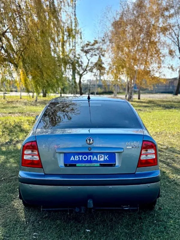 Skoda octavia tour

💰Цена: 660 000р
🏢Город: мариуполь
📅Год выпуска: 2008
🧾Пробег: 136 000км.
⚙️Двигатель: 1.6
⛽Топливо: бензин
⚙️Кпп: механика

📞Телефон:

+7-989-263-55-56
+7-949-727-41-51
+7-949-713-18-14

💾 Описание:

Octavia - это воплощение надежности, комфорта и стиля. В отличном техническом состоянии, с ухоженным салоном и привлекательным экстерьером, он станет отличным выбором как для повседневных поездок, так и для дальних путешествий.

✅ Оснащен надёжным двигателем bfq в паре с механической кпп
✅ Оригинальный пробег
✅ Заводская краска
(Два косметических окраса)
✅ Все стекла заводские
✅ Оцинкованный кузов лифтбек
✅ Хорошее состояние как внешне, так и технически

Отличная комплектация:
Кондиционер, полный элктропакет, центральный замок, магнитола с usb, сигнализация с автозапуском, хорошая летняя резина.

Улица шевченко 269

🏦 Возможна продажа в кредит по двум документам. - фотография - 5