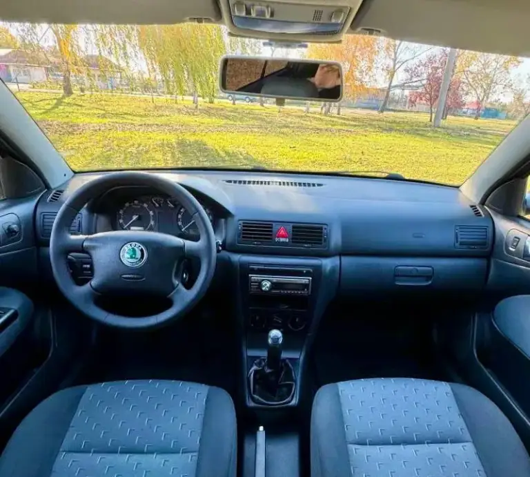 Skoda octavia tour

💰Цена: 660 000р
🏢Город: мариуполь
📅Год выпуска: 2008
🧾Пробег: 136 000км.
⚙️Двигатель: 1.6
⛽Топливо: бензин
⚙️Кпп: механика

📞Телефон:

+7-989-263-55-56
+7-949-727-41-51
+7-949-713-18-14

💾 Описание:

Octavia - это воплощение надежности, комфорта и стиля. В отличном техническом состоянии, с ухоженным салоном и привлекательным экстерьером, он станет отличным выбором как для повседневных поездок, так и для дальних путешествий.

✅ Оснащен надёжным двигателем bfq в паре с механической кпп
✅ Оригинальный пробег
✅ Заводская краска
(Два косметических окраса)
✅ Все стекла заводские
✅ Оцинкованный кузов лифтбек
✅ Хорошее состояние как внешне, так и технически

Отличная комплектация:
Кондиционер, полный элктропакет, центральный замок, магнитола с usb, сигнализация с автозапуском, хорошая летняя резина.

Улица шевченко 269

🏦 Возможна продажа в кредит по двум документам. - фотография - 8