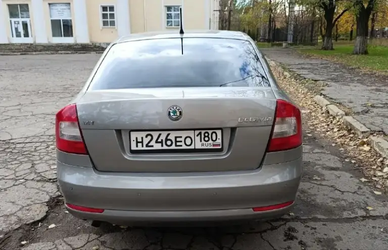 Skoda октавия а5, 2010 год, лифтбек, от хозяина, в хорошем техническом состоянии, абсолютно все работает, каждая кнопка, бережная эксплуатация. Мотор 1.6, механическая коробка передач. Комплектация: все стеклоподъёмники, климат, круиз- контроль, датчики, света и дождя, подогрев сидений, задний парктроник. Все вопросы и подробности по телефону. Все покажу и расскажу, знаю по машине все. Вложений не требует, сел и катайся. Любой вид оформления. Хочу 780к, торг никто не отменял. Осмотр в донецке, буденновский район. +7949 3736296, +7949 5278193
📞 Звоните: +7(949)3736296 - фотография - 3