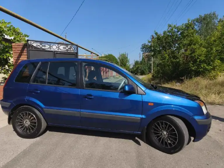 Продам ford фьюжн 2007 г. В. 1.4  v 16,пробег 185 тыс. Авто в отличном состоянии, в родном окрасе. Кондиционер, чистый ухоженный салон, сигнализация, центральный замок, стеклоподъёмники, электрозеркала, титановые диски. Машина в
Цена 590 тыс.
+79497336557
📲 Tg: анастасия
📞 Звоните: +7(949)7336557 - фотография - 3