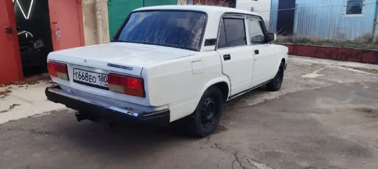 Продам ваз 2107 инжектор! 2007г. В
Авто в хорошем состоянии не гнилое, двигатель, ходовая и коробка в хорошем состоянии, документы в порядке.
Авто находится в г мариуполь
Цена 165 000 руб
+7949 552 43 07
📞 Звоните: +7(949)5524307 - фотография - 6