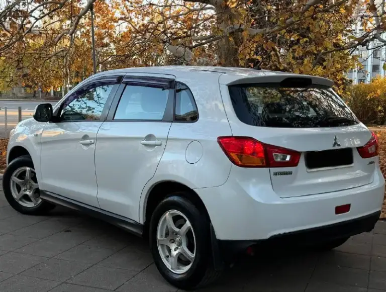Продам mitsubishi asx
Год выпуска:2015
Обьем двигателя:1.6
Кпп механика
Родной пробег 136.000
Авто без дтп
Комфортабельный, вместительный надёжный японский кроссовер
Авто в идеальном внешнем и техническом состояние,
Мотор коробка 5+ готов на любую проверку на сто
Комплектация полная :бортовой компьютер, полный мульти руль, круиз контроль, подогрев сидений, кондиционер, электро зеркала, ,парктроник, камера заднего вида, хорошая акустика, два комплекта резины с дисками! Полный комплект ключей
Складывающие сидение
Комфортный багажник
За машиной очень ухаживали
Есть все необходимое для комфортного вождения.
Этa мaшинa oчень достойный вариант, для любой мecтнoсти! Экономичный, шустpый и самоe вaжнoe надёжный! Кроссовер
Очень надeжные японскиe мoтopы, которые отлично сочетаются с механической коробкой передач
+79495278015
Цена 1.040.000 - фотография - 3