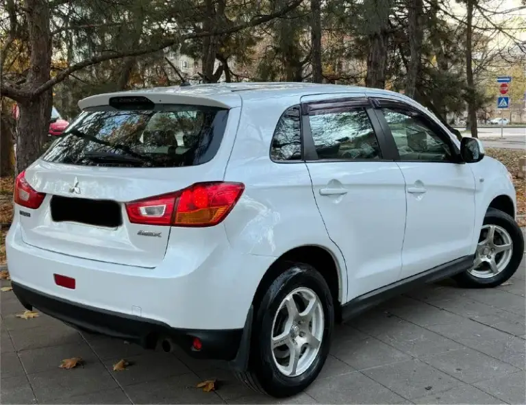 Продам mitsubishi asx
Год выпуска:2015
Обьем двигателя:1.6
Кпп механика
Родной пробег 136.000
Авто без дтп
Комфортабельный, вместительный надёжный японский кроссовер
Авто в идеальном внешнем и техническом состояние,
Мотор коробка 5+ готов на любую проверку на сто
Комплектация полная :бортовой компьютер, полный мульти руль, круиз контроль, подогрев сидений, кондиционер, электро зеркала, ,парктроник, камера заднего вида, хорошая акустика, два комплекта резины с дисками! Полный комплект ключей
Складывающие сидение
Комфортный багажник
За машиной очень ухаживали
Есть все необходимое для комфортного вождения.
Этa мaшинa oчень достойный вариант, для любой мecтнoсти! Экономичный, шустpый и самоe вaжнoe надёжный! Кроссовер
Очень надeжные японскиe мoтopы, которые отлично сочетаются с механической коробкой передач
+79495278015
Цена 1.040.000 - фотография - 4