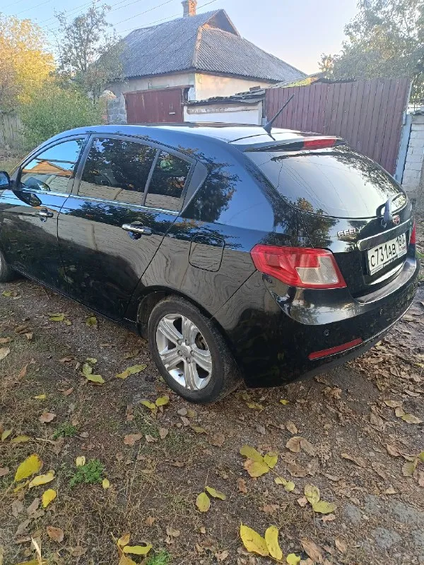 🚗 Продам.
Geely emgrand ec7rv
Г. Горловка
Возможен пригон в другой город по договоренности.
Цена: 550.000 руб. Торг.
- 2012 Год
- Двигатель: 1.8л. - 126 л. С.
- Коробка: механика.
- Родной пробег: 108 000 км.
- Все стёкла родные
- Климат контроль
- Красивые диски на летней резине
- Эл. Стекла и зеркала
- Задний парктроник
- Водительское сиденье с эл. Регулировкой
Машина в хорошем состоянии. Двигатель работает отлично, масло не ест и не дымит. Коробка работает отлично. Салон в отличном состоянии. Ходовая часть вложений не требует, вообще без лишних звуков. Документы в порядке и готовы к оформлению, готов присутствовать в мрэо. Т. +79494826514

📞 Звоните: +7(949)4826514 - фотография - 2