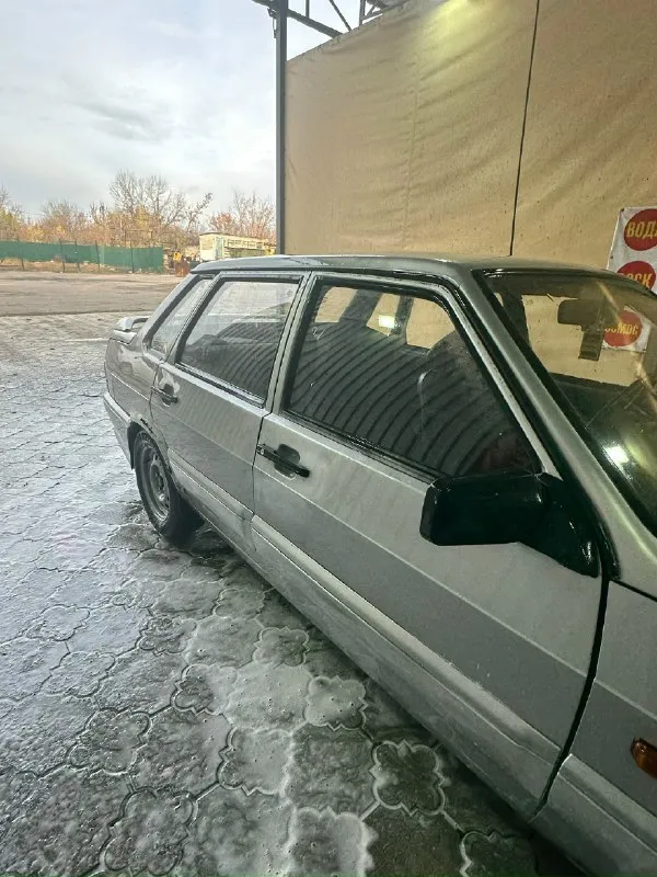 Продам ваз 2115. 2004 г. 250 тыс. Пробега родного. Заменено: ремень грм, ремень генератора, масло в двигателе и коробке, все фильтры. Стоят две новые зимние шины 🛞. По ходовой все отлично! В автомобиле стоит очень громкая музыка! Все новое 🆕. Две пары arnold audio 16.5 300w. Магнитофон aura 78dsp 6-канальный, саб sват 1100w номинал. Играет очень хорошо 👌. Все провода – чистая медь! На питание и массу – силовые провода! По кузову есть нюанс в виде задней правой арки! А также порог – он новый, но плохо переварен! Ремкомплекты на арки (левую и правую) отдам вместе с машиной. Дно 7/10, дополнительно замовилено. Прогнили штаны, резонатор и глушитель – новые 🆕. По документам все в порядке, полное переоформление. Стс, птс, дкп на руках. «я не собственник». В дтп не участвовала, запретов нет. Вопросы в лс или по телефону 📲! Цена: 160 000 руб. +79494752506 (можно в telegram).
📞 Звоните: +7(949)4752506 - фотография - 6