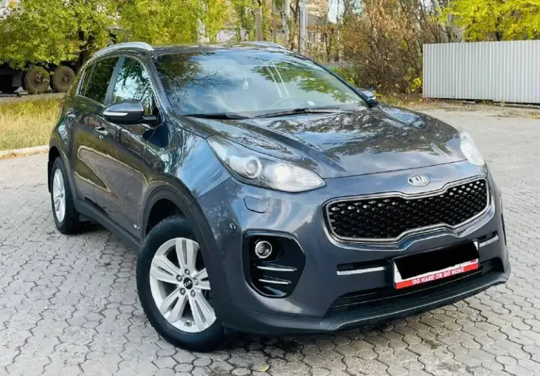 Очень срочная
Продажа авто срочно очень
Официальный дилерский автомобиль
Красивый удобный комфортабельный
Kia sportege 4 поколение рейсталинг
Эксплуатация с 2018 года
Двигатель 2.0 бензин атмо
Коробка автоматическая
Пробег родной 107 тыс км
В оригинале
В родном окрасе без дтп !!!
Стекла все родные включая лобовое редко !!!
В ближайшем времени не требует вложений !!!
Максимальная комплектация fifa,
Ухоженный салон достойный,
Датчики света, и дождя,
Подогревы всех сидений,
Подогрев зеркал и стекл,
Полный электропакет,
Большая мультимедиа,
Блютус громкая связь,
Бесключевой stsrt-stop,
Новые летние шины,
Новые зимнее шины,
Два пульта два ключа,
Сервисные книжки,
Полное то масла фильтра,
И многое другое !

С документами полный порядок,
Могу присутствовать
В мрэо для,
Полного переоформления,
Автотека полностью зеленая
Кто заинтересован достойным автомобилем
Приезжайте на осмотр останетесь довольны
Цена 1885:000 тыс рублей
! Достойный !
Очень срочно
Звоните номер
+79493969855 Руслан - фотография - 1