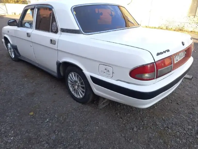 Продам газ 3110 год 2001. Пробег 213500 км. Мотор 2,5 16 кл. Кпп 5 ск. Два комплекта колёс, зимние колёса с шипами. Два комплекта ключей и сигнализация с обратной связью. Недавно поменяны все рабочие жидкости, патрубки, шланги, помпа, катушки зажигания с проводами, выхлопная, тормозные колодки с дисками, рулевые тяги и амортизаторы. Есть электро-стекло-подъёмники, обогрев стекла, регулировка поясничной поддержки и мягкий пластик на торпедо. А прямой карданный вал уменьшает количество вибраций, что придаёт больше комфорта при езде в просторном салоне автомобиля с большим багажником, а сочетание мотора с 5и скоростной кпп делает это экономнее. Цена 250000 рос. Руб. Авто в г. Шахтёрск, +7 949 377 42 18
📞 Звоните: +7(949)3774218 - фотография - 2