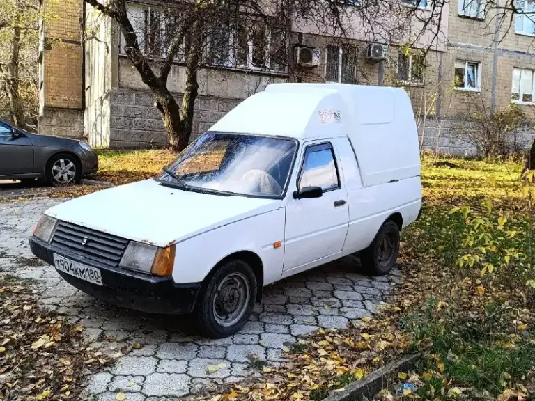 Продам таврию в хорошем состоянии, машина полностью обслужена, на смотрины не езжу, небольшой торг уместен. После капиталки, кпп не хрустит и не выбивает, по ходовке все отлично. Днище без гнили и ржавчины, есть небольшие рыжики по краске, но это абсолютно не критично. К ней отдам немного запчастей и небольшое количество запасных штампов колёсных. Я хозяин, оформление без проблем. +79493112929 олег
📲 Tg: barbate beast
📞 Звоните: +7(949)3112929 - фотография - 2
