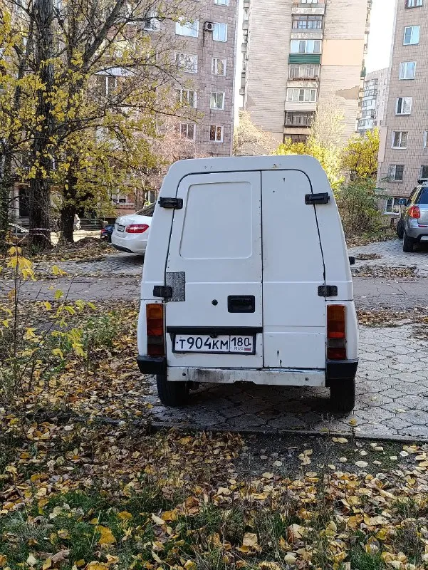 Продам таврию в хорошем состоянии, машина полностью обслужена, на смотрины не езжу, небольшой торг уместен. После капиталки, кпп не хрустит и не выбивает, по ходовке все отлично. Днище без гнили и ржавчины, есть небольшие рыжики по краске, но это абсолютно не критично. К ней отдам немного запчастей и небольшое количество запасных штампов колёсных. Я хозяин, оформление без проблем. +79493112929 олег
📲 Tg: barbate beast
📞 Звоните: +7(949)3112929 - фотография - 4