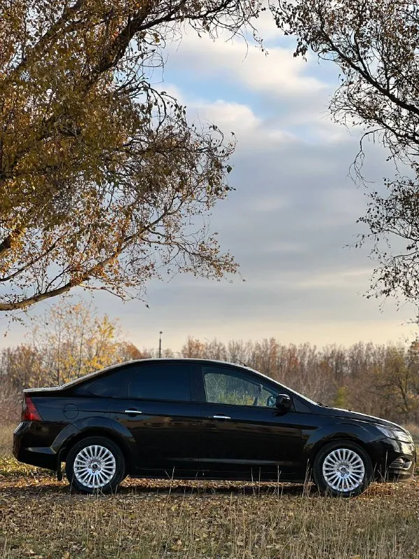 Ford focus 2 рестайлинг 2011г
Продам свой личный авто, оформлен на меня.
Мотор 1.6 100лс, работает ровно, не дымит, тяга хорошая, весь сухой. Недавно были заменены все сальники, грм, свечи, провода, патрубки, рулевая рейка, насос гур.
Коробка автомат, надежный как калашников, работает отлично, новое масло.
По кузову отличное состояние, ничего делать не надо + отполирован. Vin читается хорошо. Рыжиков гнили нет совсем! Низ авто в идеальном состоянии. Вид как на фото.
Комплектация titanium : 4 авто эл. Подъемника, эл. Зеркала, 2-зонный климат (заправлен), подогревы сидений и лобового, музыка sony, сигнализация, датчик света и дождя. Работает все! Салон в хорошем состоянии.
Ходовая сделанная вся!новая оптика вышла 50к, свет шикарный, все фары в пленках, морда в стиле st, авто на хорошей летней резине + зимняя резина и стоковые фары для переоформления и запчасти для след. Т. О.
Я хозяин, переоформление без проблем!

630.000₽
+79493609487 Донецк - фотография - 6