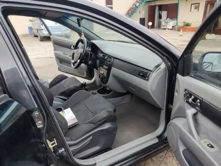 Chevrolet lacetti (лачетти) 2006 г. 1.8 л. , пятилетка.
Авто мариупольское, покраска не идеальна.
Срочная продажа!!!
Цена: 350 тыс. , торг
+79497441272
📲 Tg: елена ромашкина
📞 Звоните: +7(949)7441272 - фотография - 7