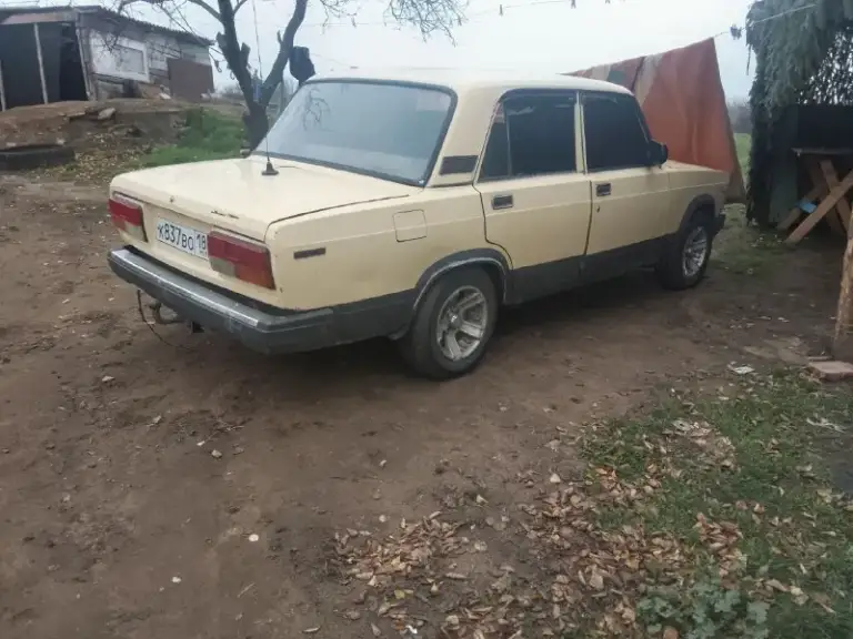 Продам ваз 2107
1986 Год
1.6
Кпп 4 стп
Мост не воет
Стоит карб солекс
Машина вся целая! От слова совсем
Цена 150 торг!
+79490048287
📞 Звоните: +7(949)0048287 - фотография - 2