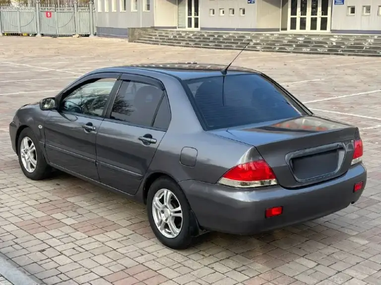 ‼️ В продаже mitsubishi lancer 9. Механика.

Mitsubishi lancer 9 — это легендарный автомобиль, созданный для тех, кто ценит комфорт и качество.

Он оснащен двигателем объемом 1,6 литра и мощностью 98 лошадиных сил, который обеспечивает равномерную работу и не требует дополнительного обслуживания. Ходовая часть также на высшем уровне: ни дребезга, ни стука.

Кузов находится в хорошем состоянии для своего возраста, без каких-либо серьёзных дефектов. Пробег составляет 250 000 км, что свидетельствует о том, что автомобиль прошел необходимое обслуживание и готов к эксплуатации.

Салон чистый и опрятный, что делает его удобным для длительных поездок и семейных путешествий. Багажник также порадует вас своей просторностью. Кондиционер в рабочем состоянии обеспечивает дополнительный комфорт в салоне.

Этот автомобиль не требует дополнительных вложений, что позволяет вам сразу же приступить к его эксплуатации.
499 999 ₽ Донецк
+79496376126
+79493129059 - фотография - 2
