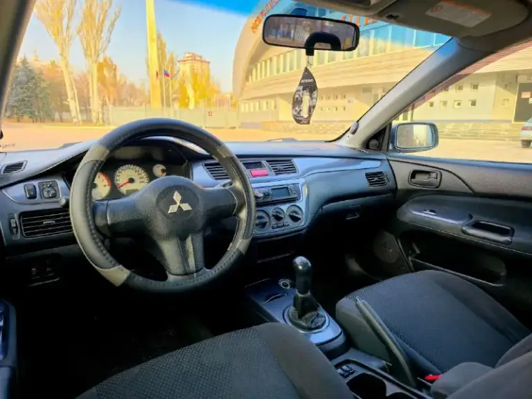 ‼️ В продаже mitsubishi lancer 9. Механика.

Mitsubishi lancer 9 — это легендарный автомобиль, созданный для тех, кто ценит комфорт и качество.

Он оснащен двигателем объемом 1,6 литра и мощностью 98 лошадиных сил, который обеспечивает равномерную работу и не требует дополнительного обслуживания. Ходовая часть также на высшем уровне: ни дребезга, ни стука.

Кузов находится в хорошем состоянии для своего возраста, без каких-либо серьёзных дефектов. Пробег составляет 250 000 км, что свидетельствует о том, что автомобиль прошел необходимое обслуживание и готов к эксплуатации.

Салон чистый и опрятный, что делает его удобным для длительных поездок и семейных путешествий. Багажник также порадует вас своей просторностью. Кондиционер в рабочем состоянии обеспечивает дополнительный комфорт в салоне.

Этот автомобиль не требует дополнительных вложений, что позволяет вам сразу же приступить к его эксплуатации.
499 999 ₽ Донецк
+79496376126
+79493129059 - фотография - 4